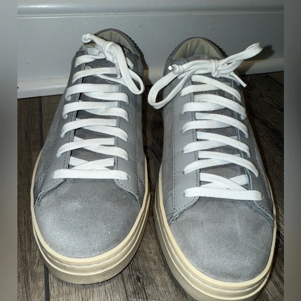 P448 Women’s Low Tops Size 7 (37) EUC - Picture 2 of 7